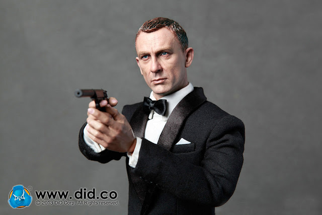 Unofficial 007 Figure