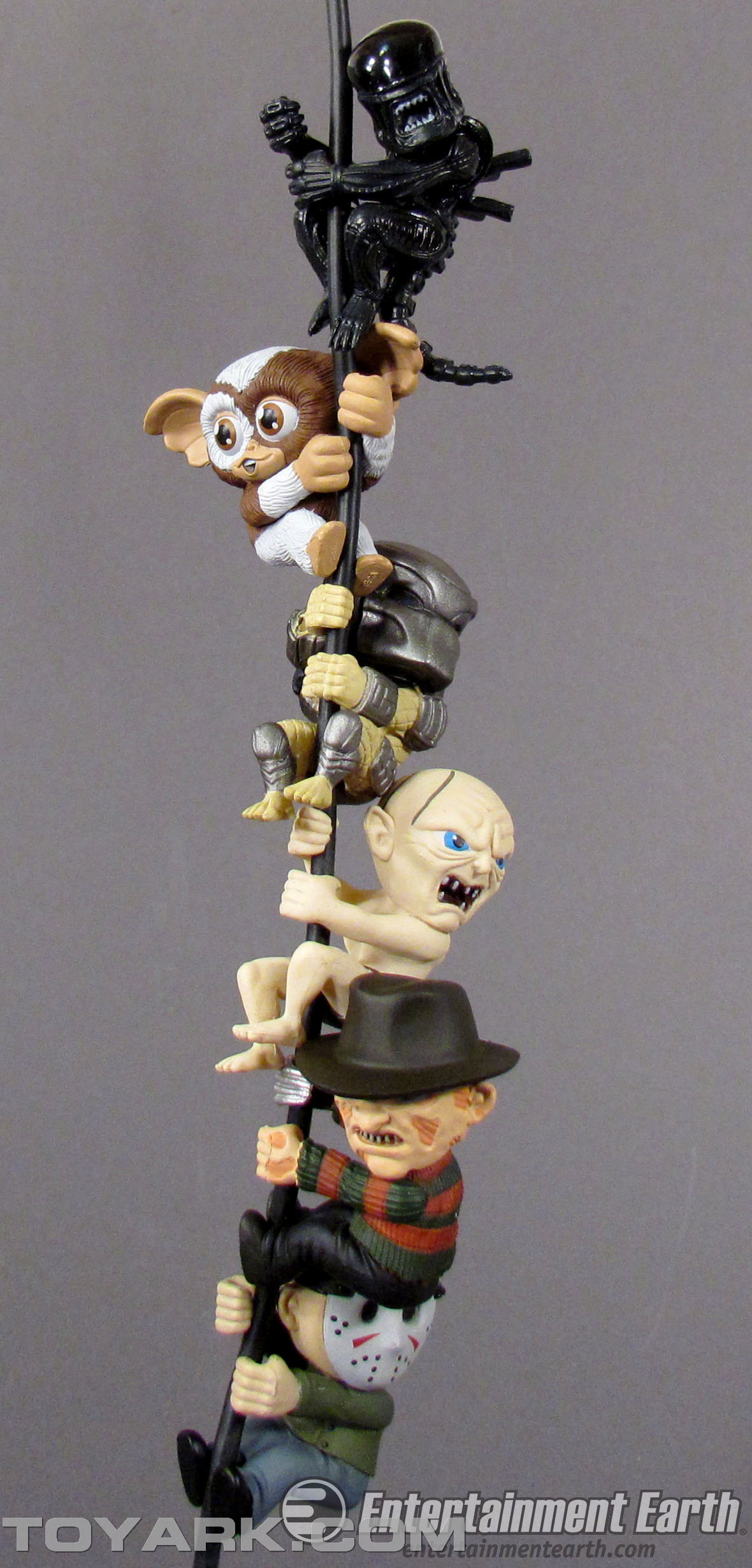 http://www.toyark.com/wp-content/uploads/2014/03/NECA-Series-1-Scalers-067-150x150.jpg
