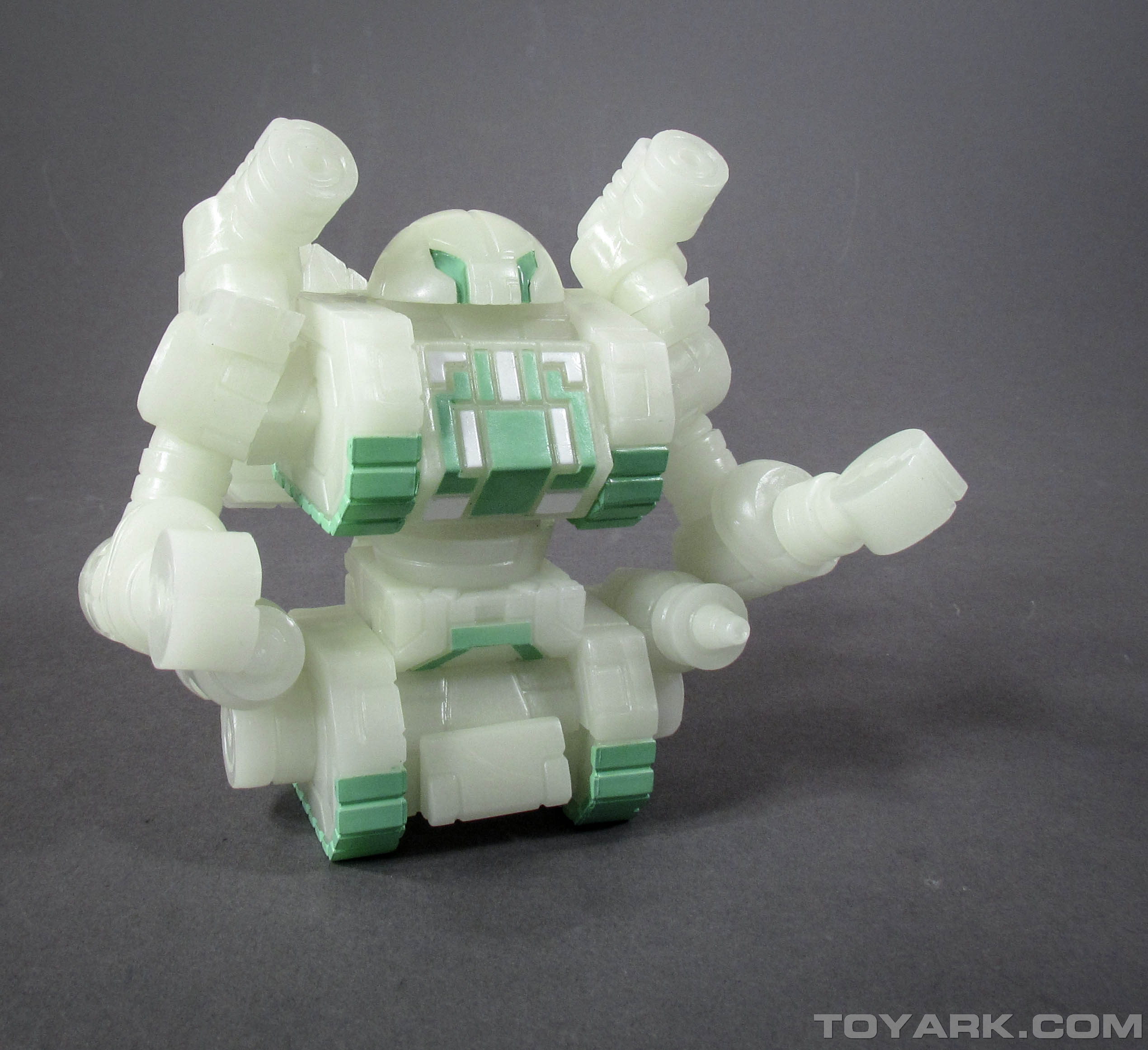 Robo Force Wave 3 Wrecker 001