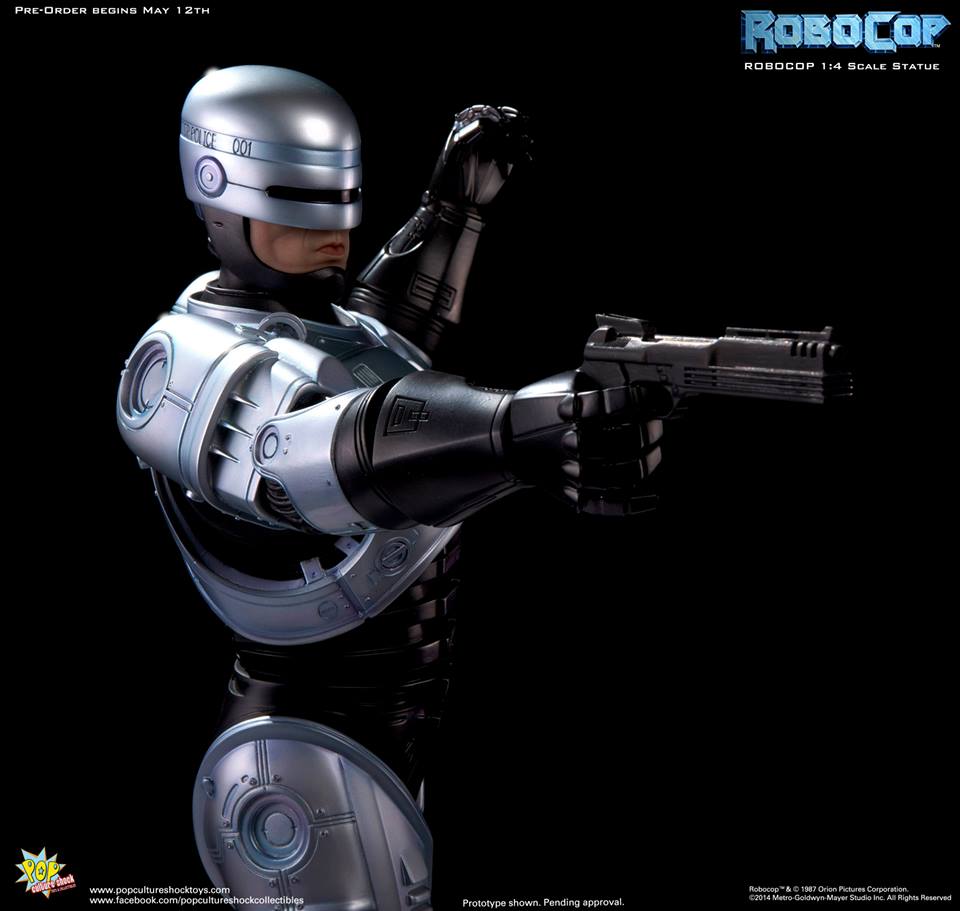 PCS Robocop Statue 017