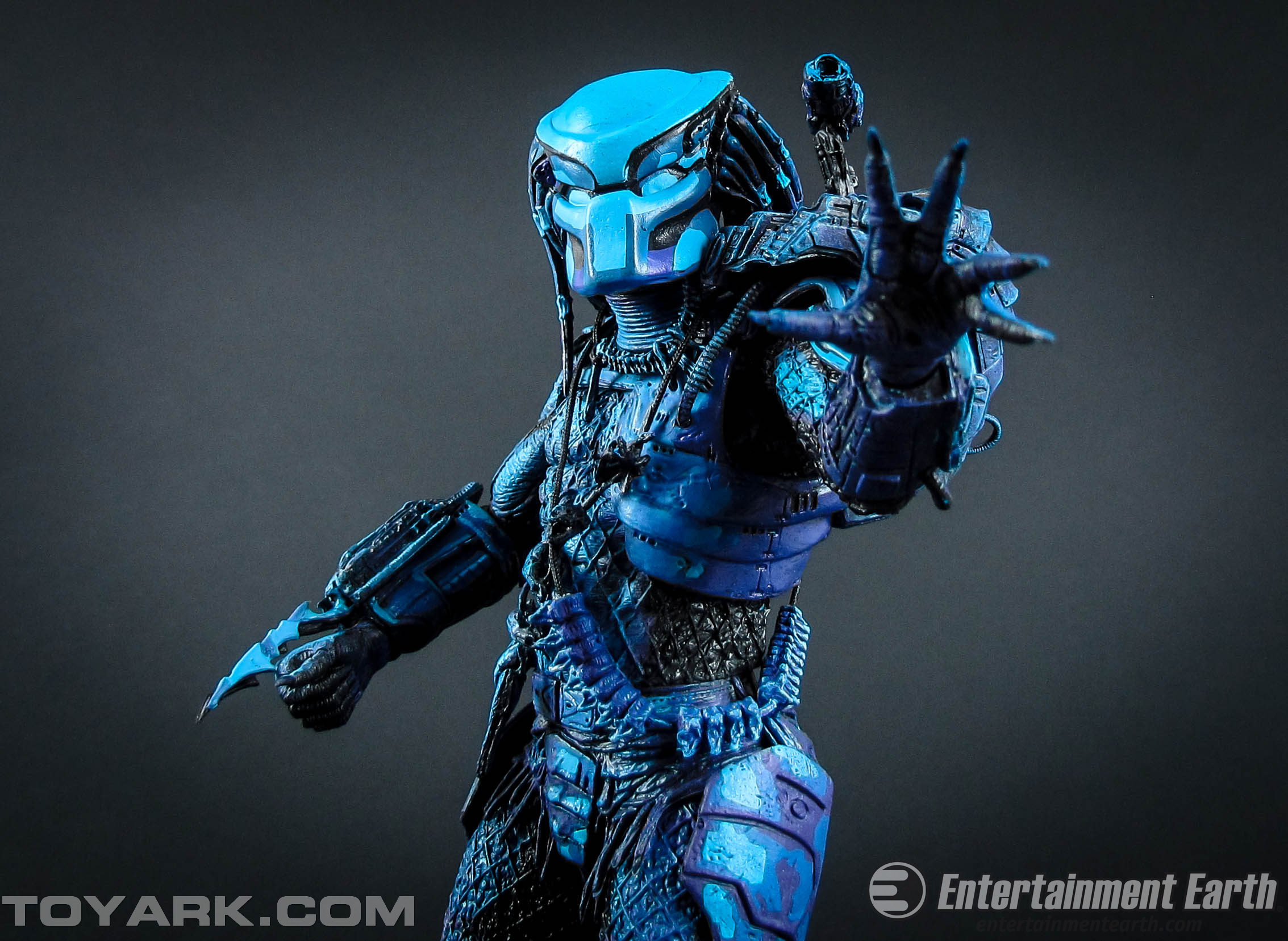 http://www.toyark.com/wp-content/uploads/2014/08/NECA-NES-Predator-026-150x150.jpg