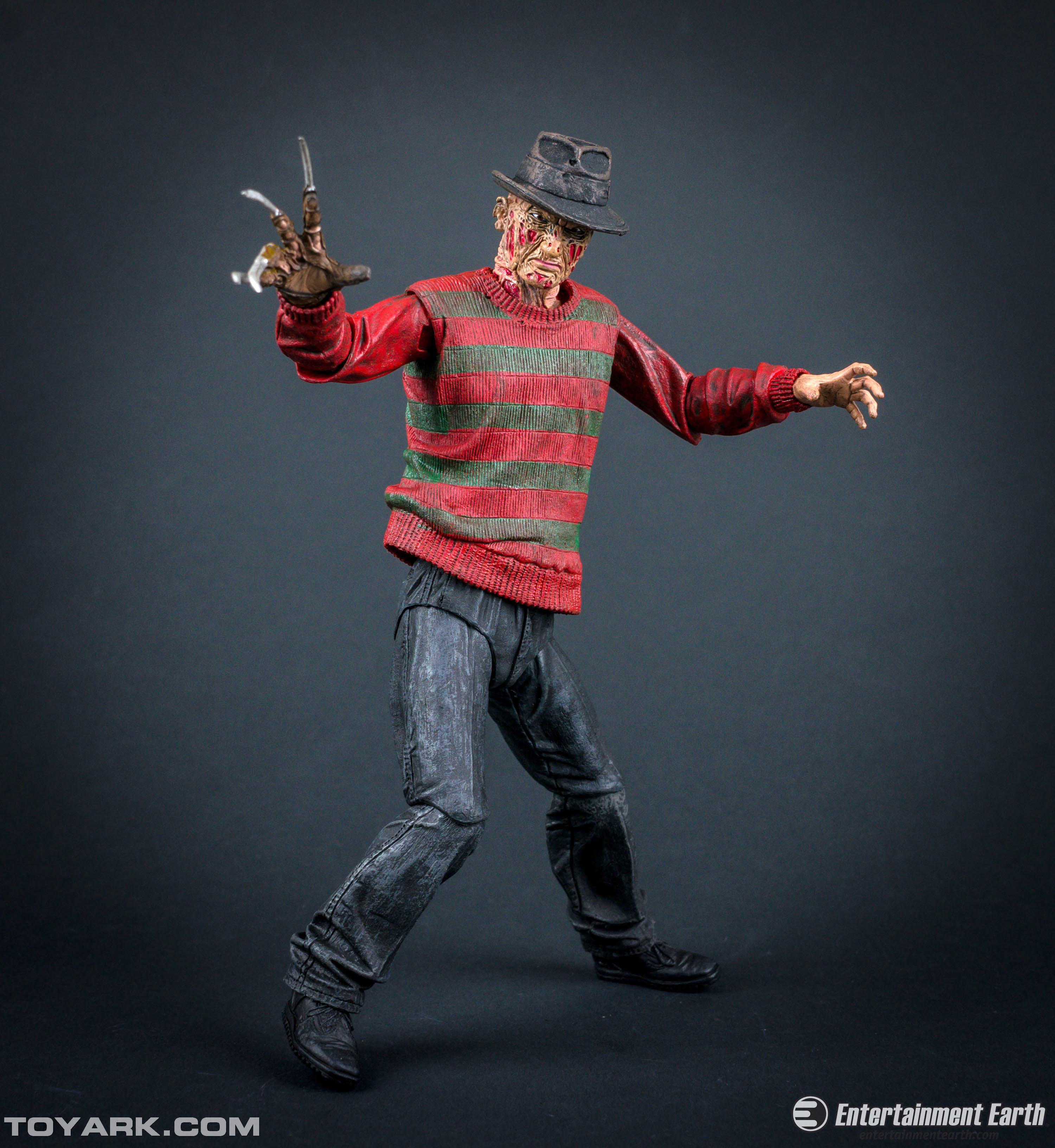 NECA Ultimate Freddy Krueger 011