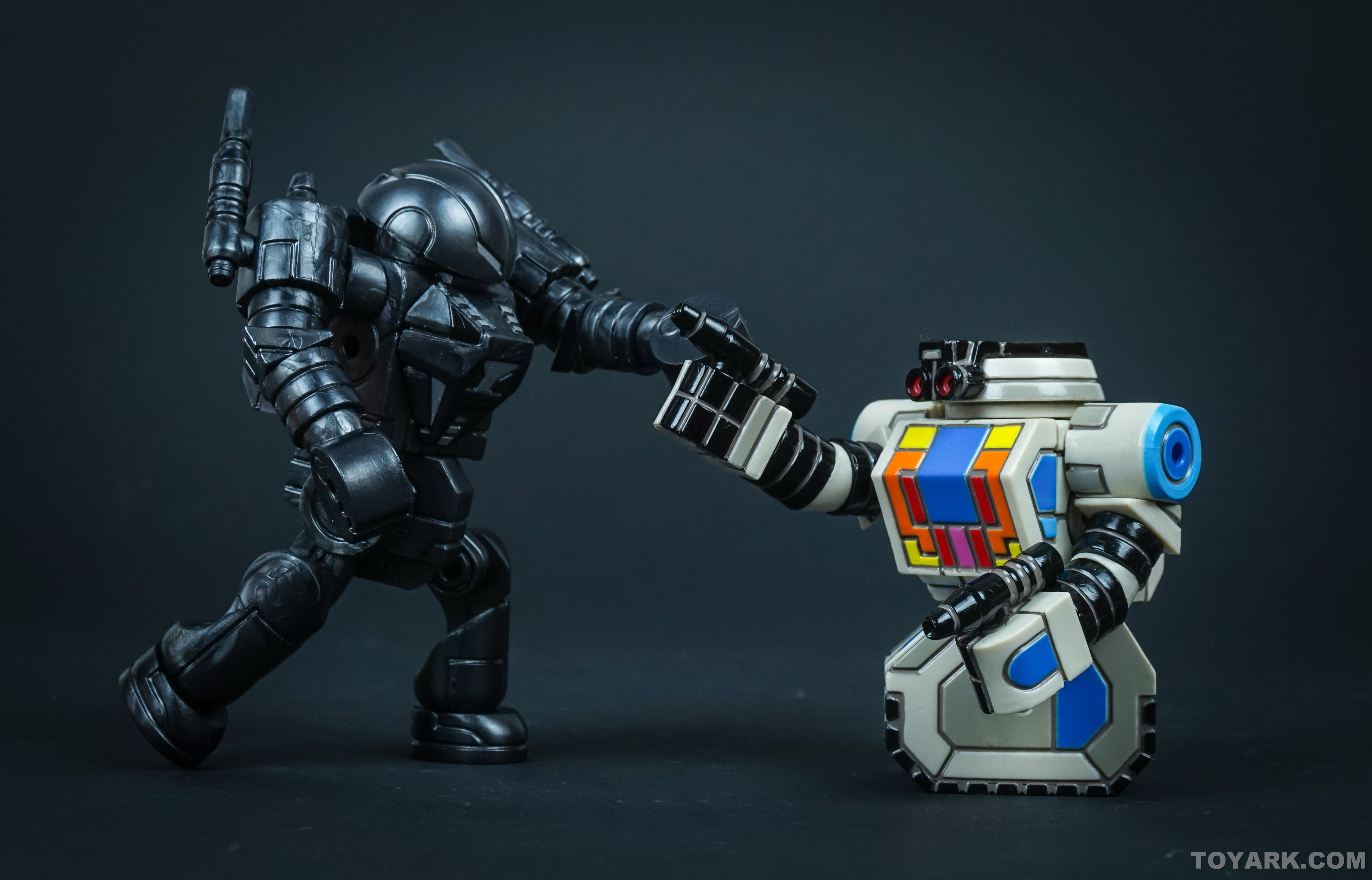 Robo Force Ultimate Maxx 015