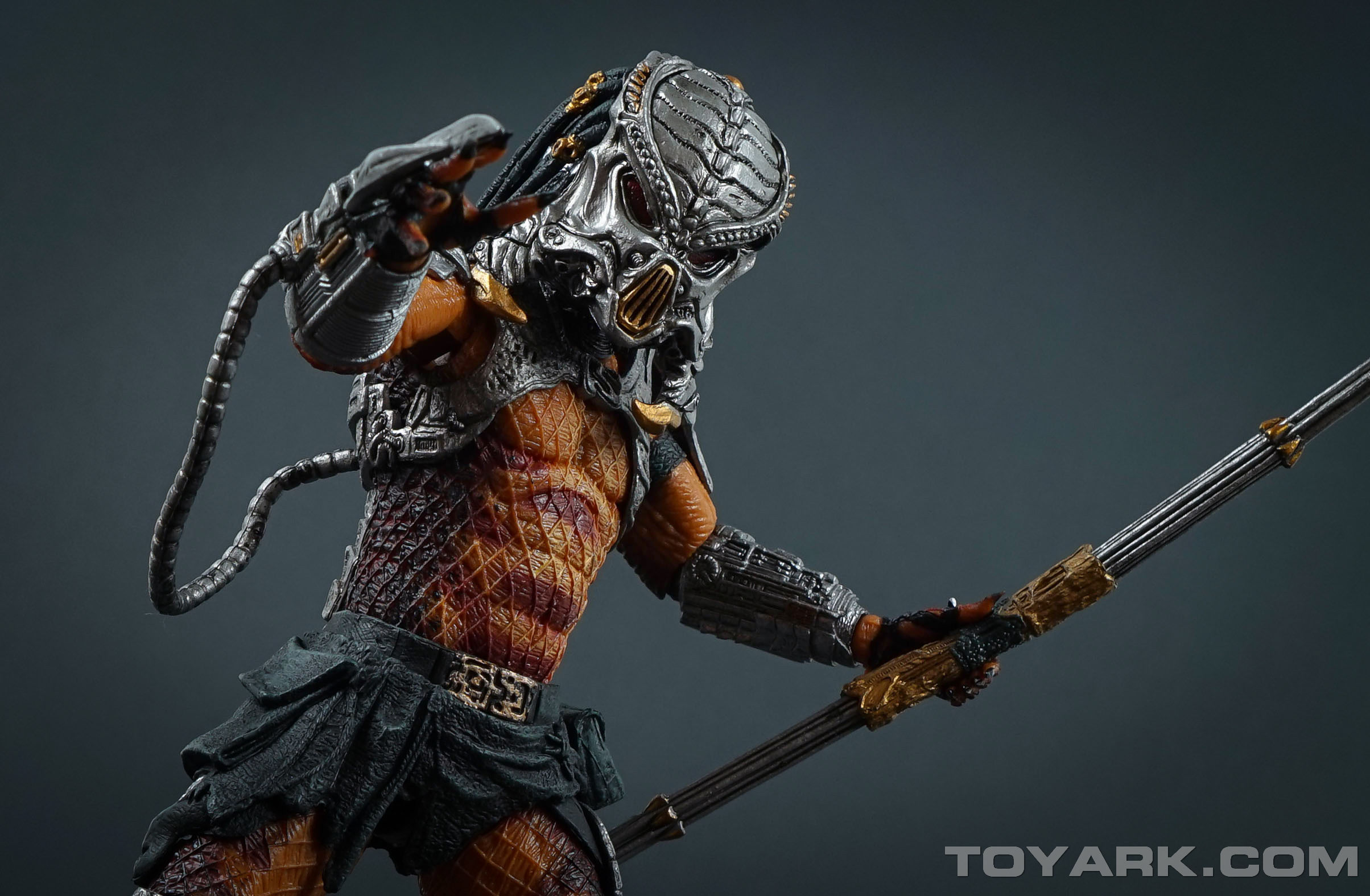 http://www.toyark.com/wp-content/uploads/2015/03/NECA-Cracked-Tusk-Predator-028-150x150.jpg