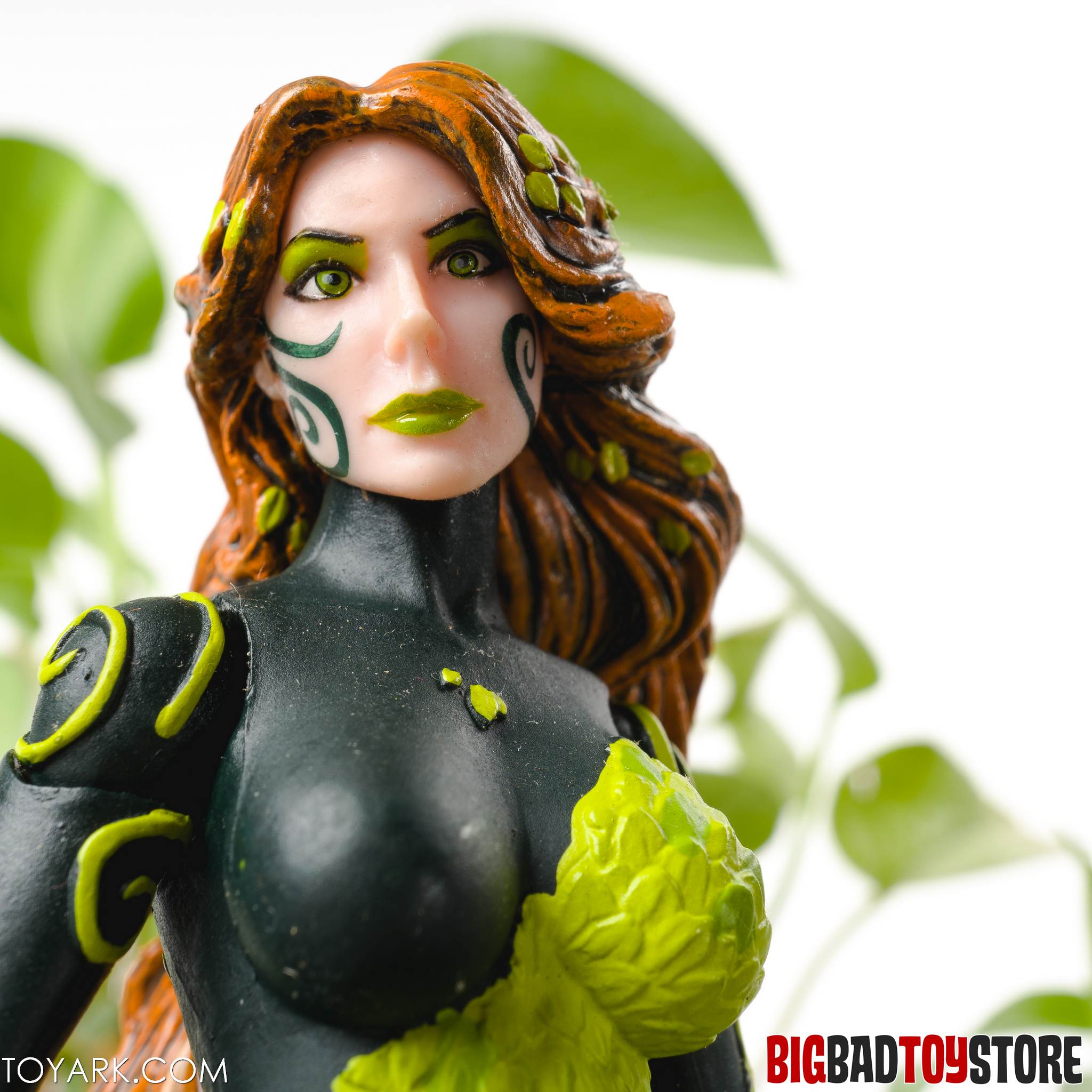 DCC New52 Poison Ivy 22