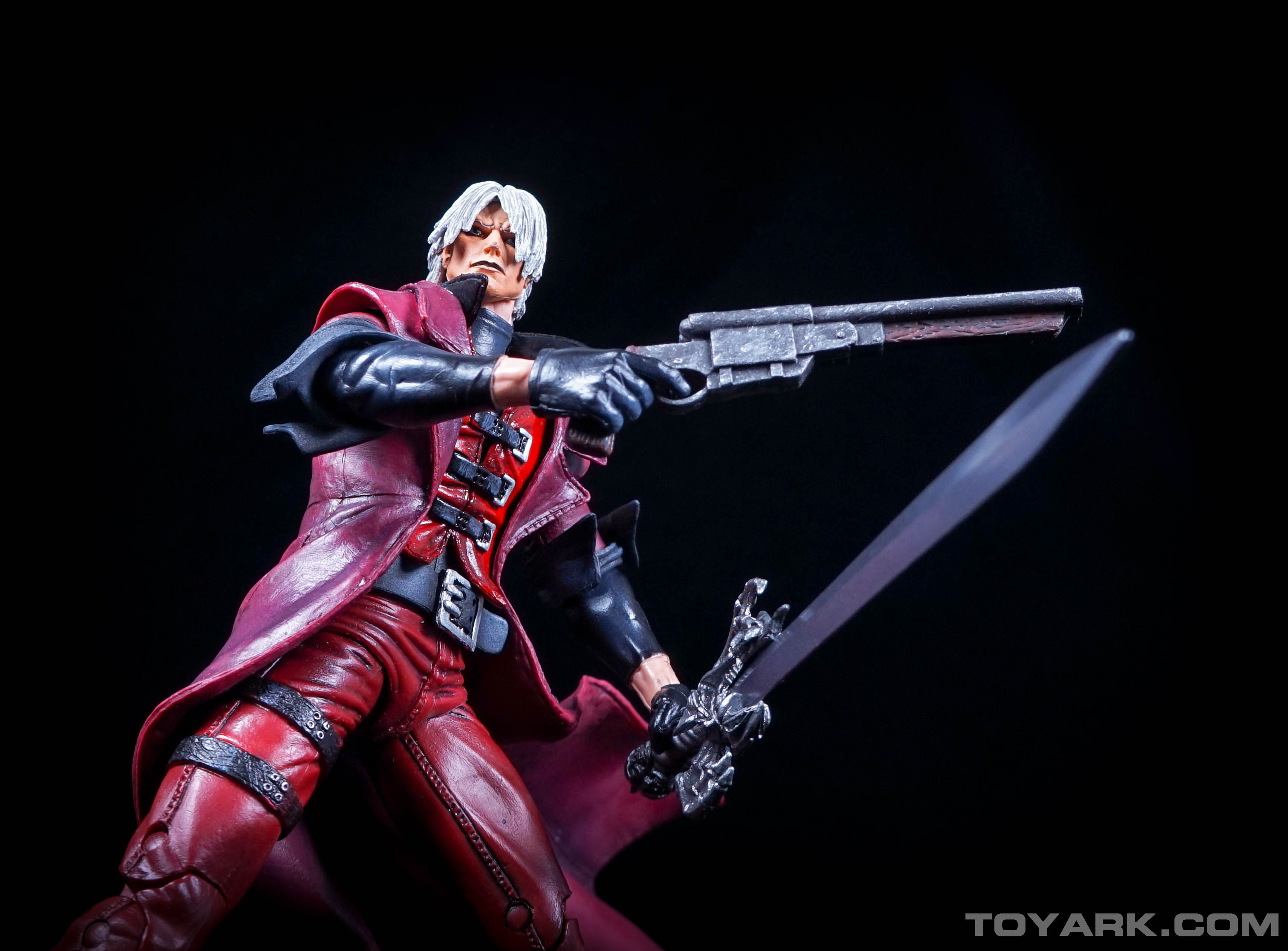 http://www.toyark.com/wp-content/uploads/2015/06/NECA-Devil-May-Cry-Dante-027-150x150.jpg