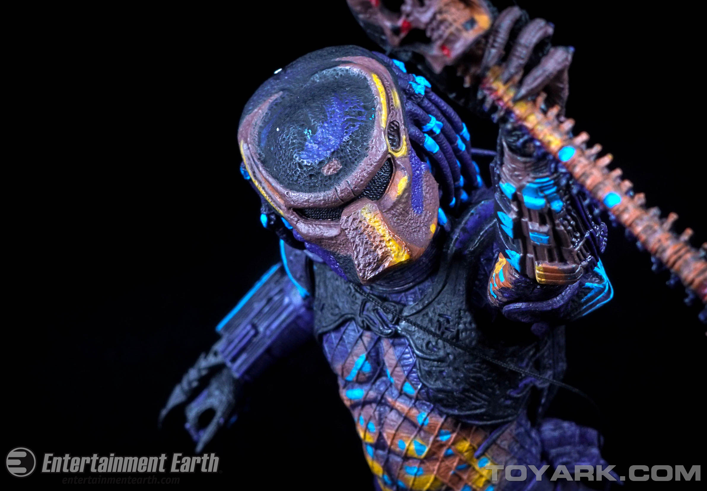 http://www.toyark.com/wp-content/uploads/2015/06/NECA-Predators-2-Genesis-Figure-038-150x150.jpg