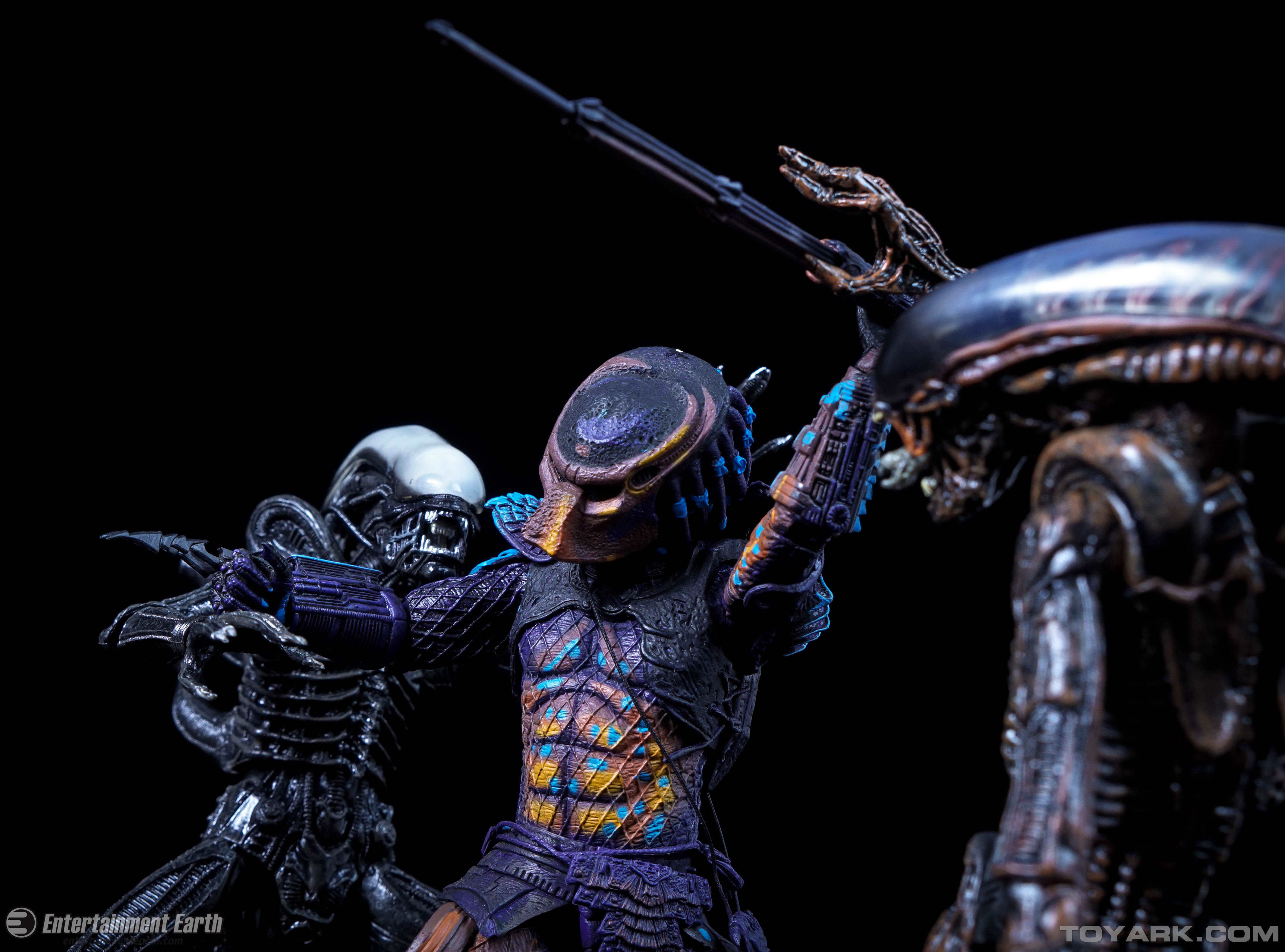 http://www.toyark.com/wp-content/uploads/2015/06/NECA-Predators-2-Genesis-Figure-063.jpg