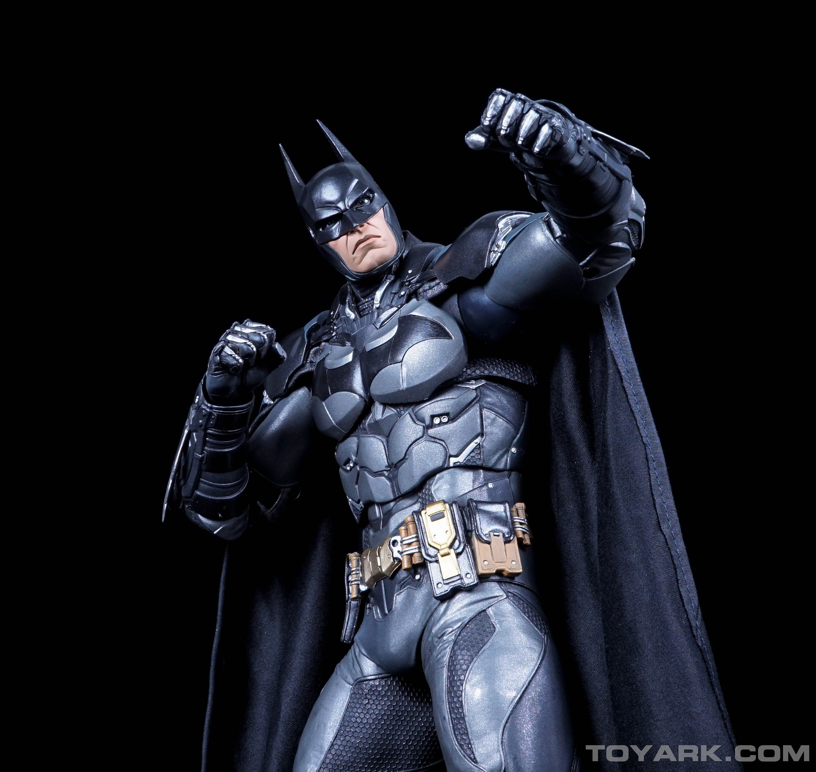 http://www.toyark.com/wp-content/uploads/2015/07/NECA-Arkham-Knight-Batman-030-150x150.jpg