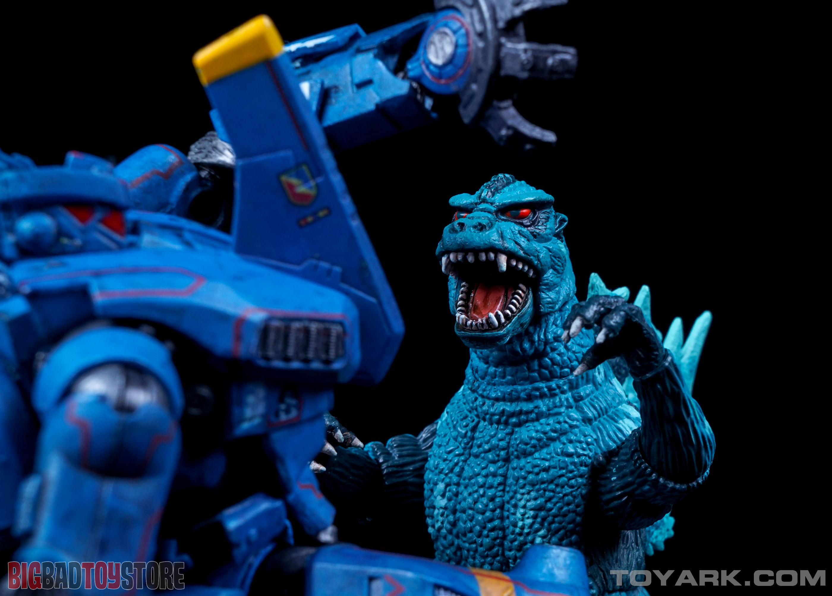http://www.toyark.com/wp-content/uploads/2015/07/NECA-Godzilla-NES-Figure-060.jpg