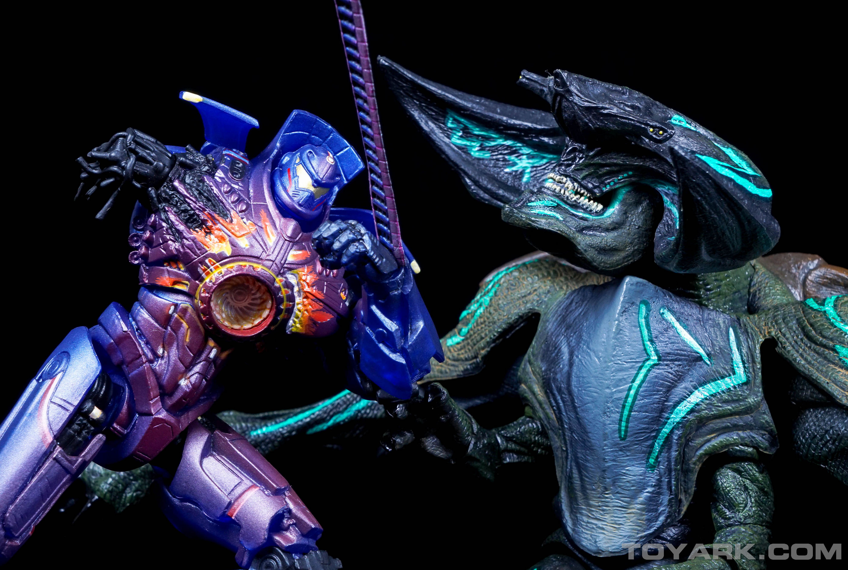 http://www.toyark.com/wp-content/uploads/2015/07/NECA-Pacific-Rim-Anteverse-Gipsy-Danger-039-150x150.jpg