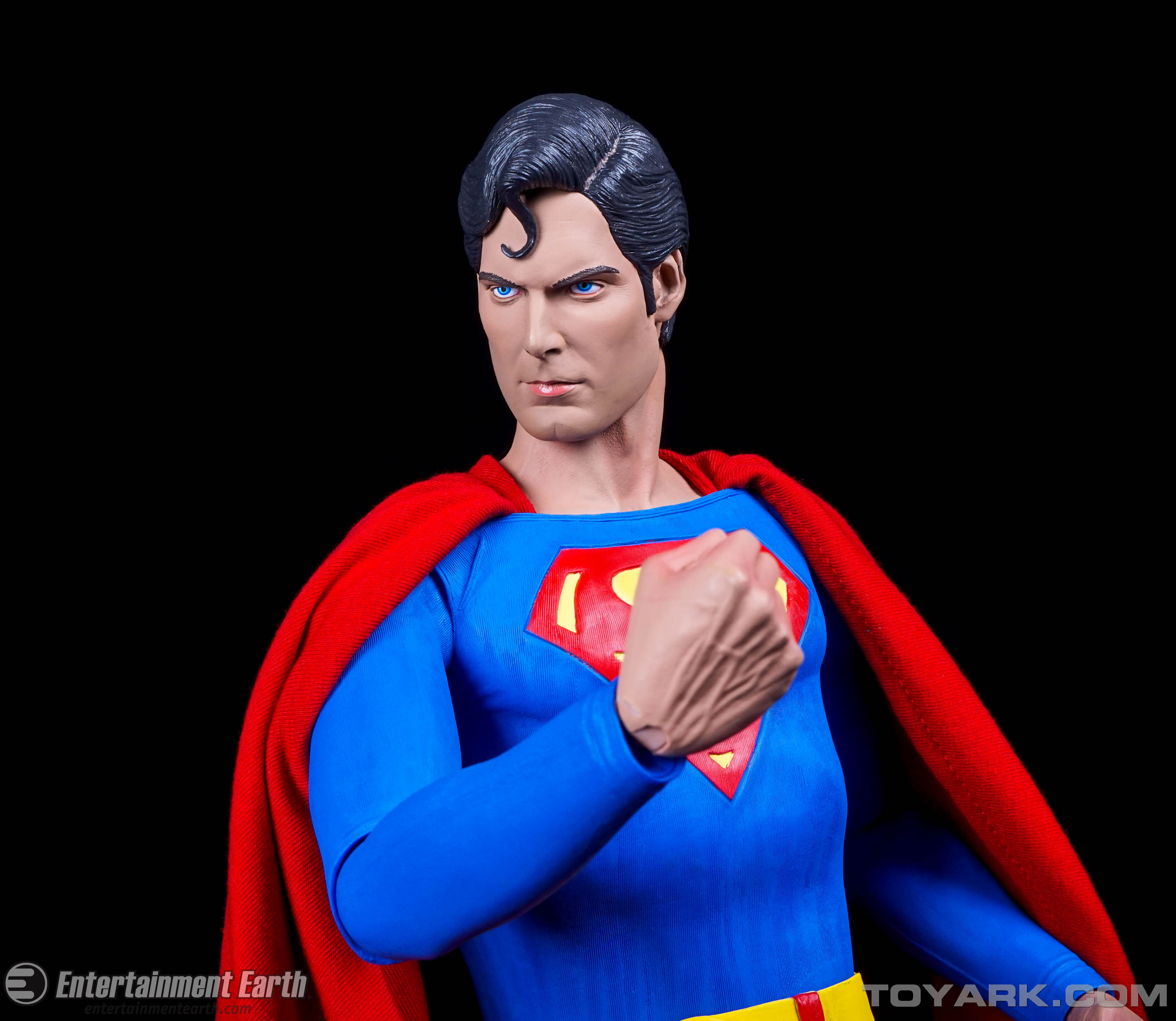 http://www.toyark.com/wp-content/uploads/2015/07/NECA-Superman-Chris-Reeve-040-150x150.jpg