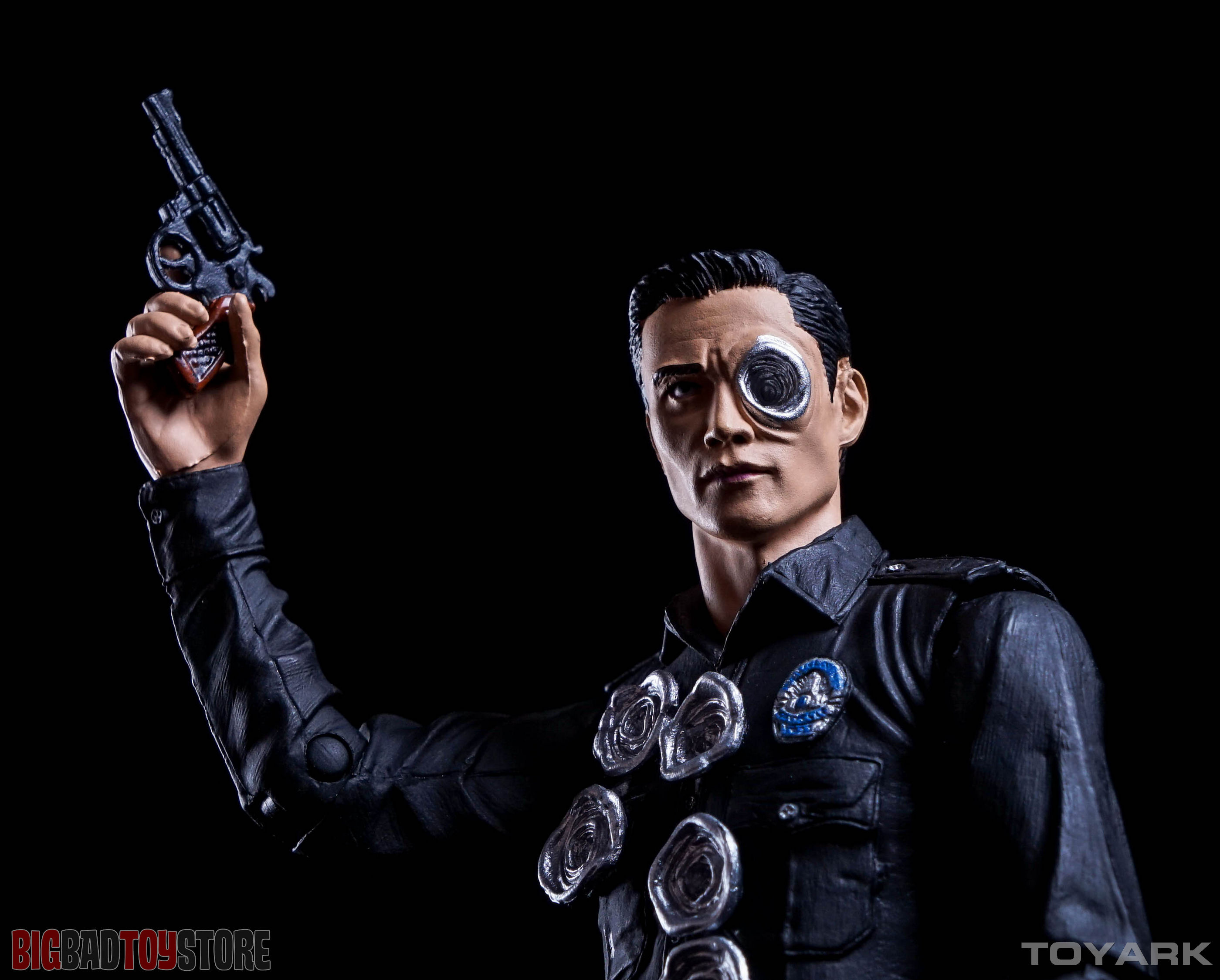 http://www.toyark.com/wp-content/uploads/2015/09/NECA-T-1000-Terminator-Genisys-033-150x150.jpg