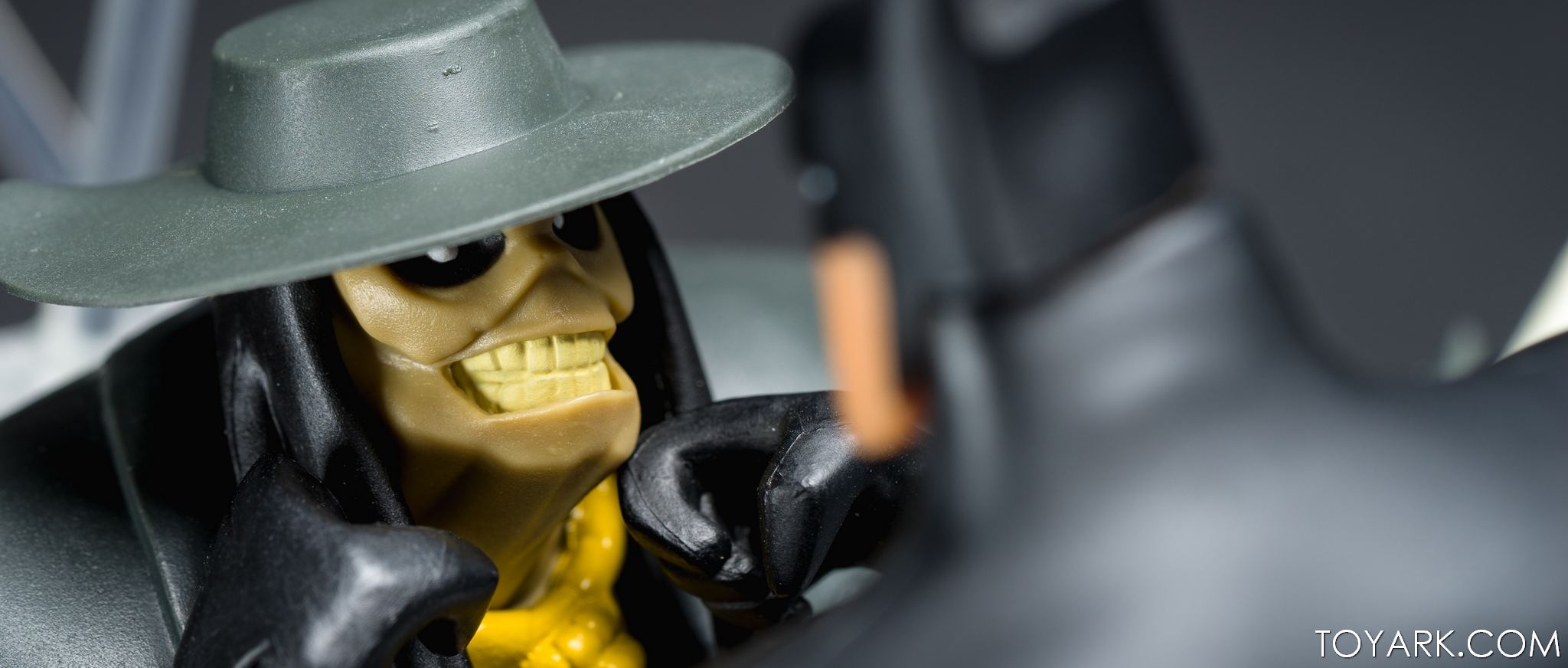 DCC Animated Scarecrow 15