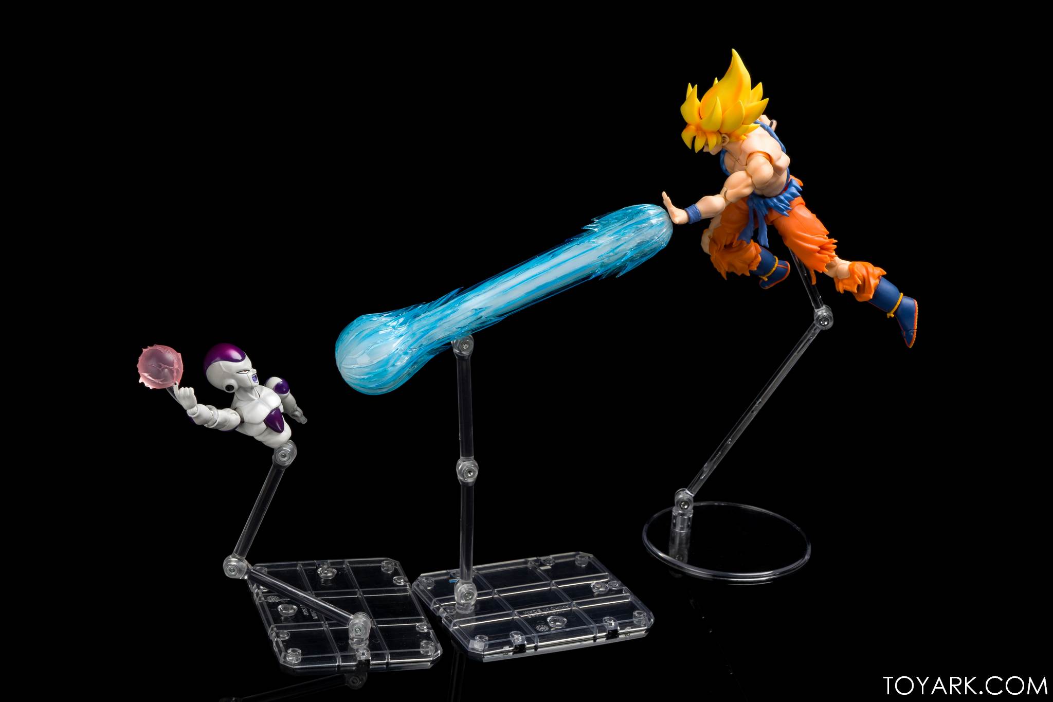 SHF SS Goku Awakening 47