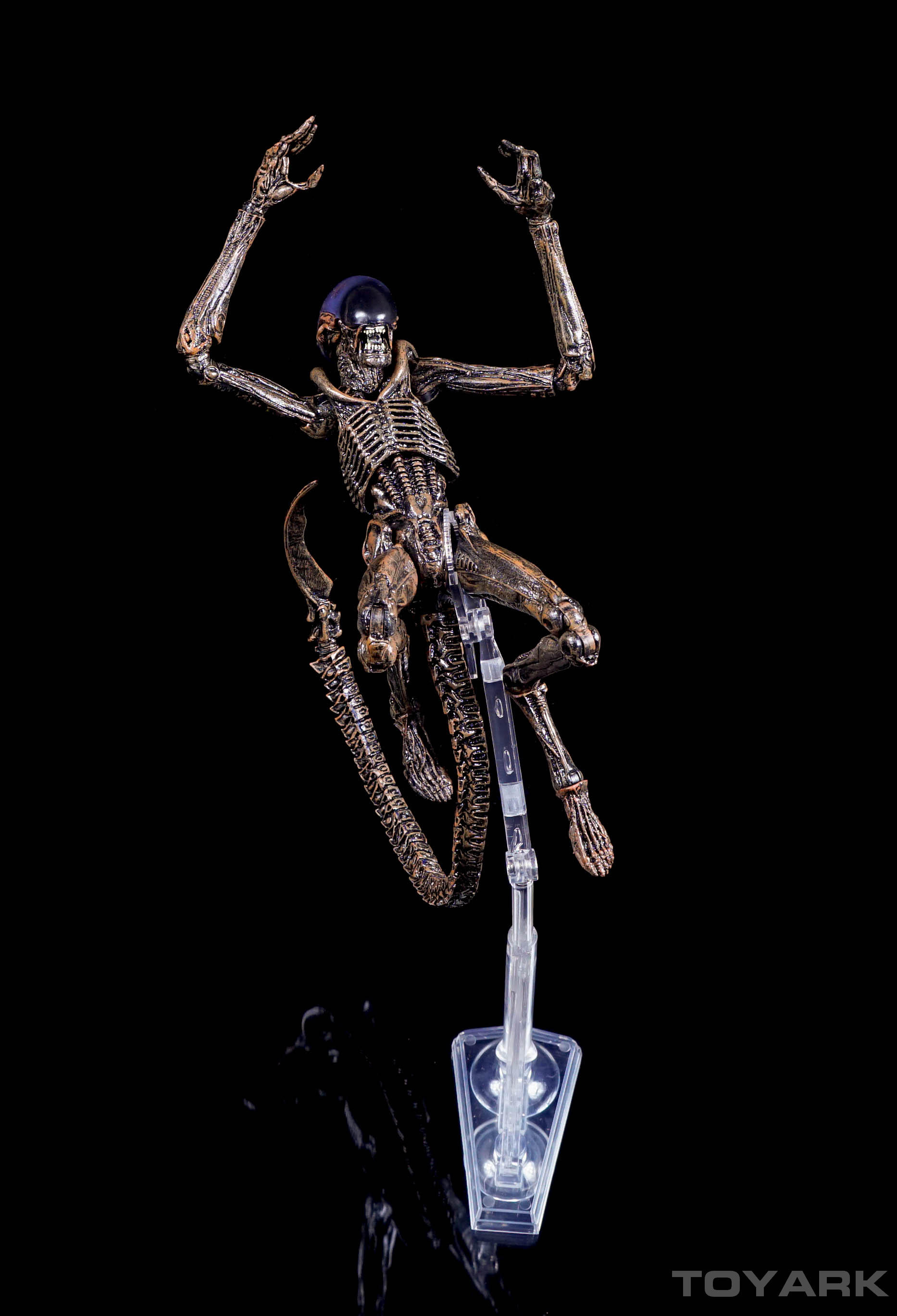 http://www.toyark.com/wp-content/uploads/2016/02/NECA-Dynamic-Figure-Stand-025.jpg