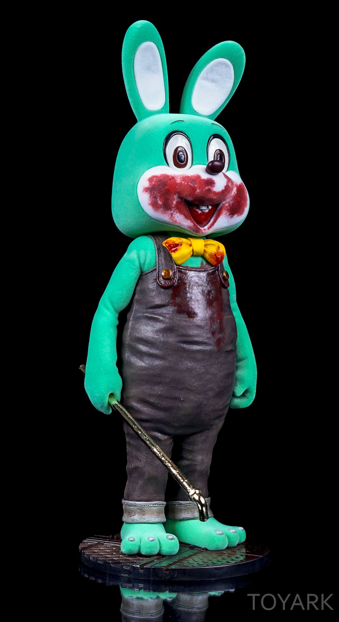 http://www.toyark.com/wp-content/uploads/2016/05/Silent-Hill-3-Robbie-The-Rabbit-Statue-029.jpg