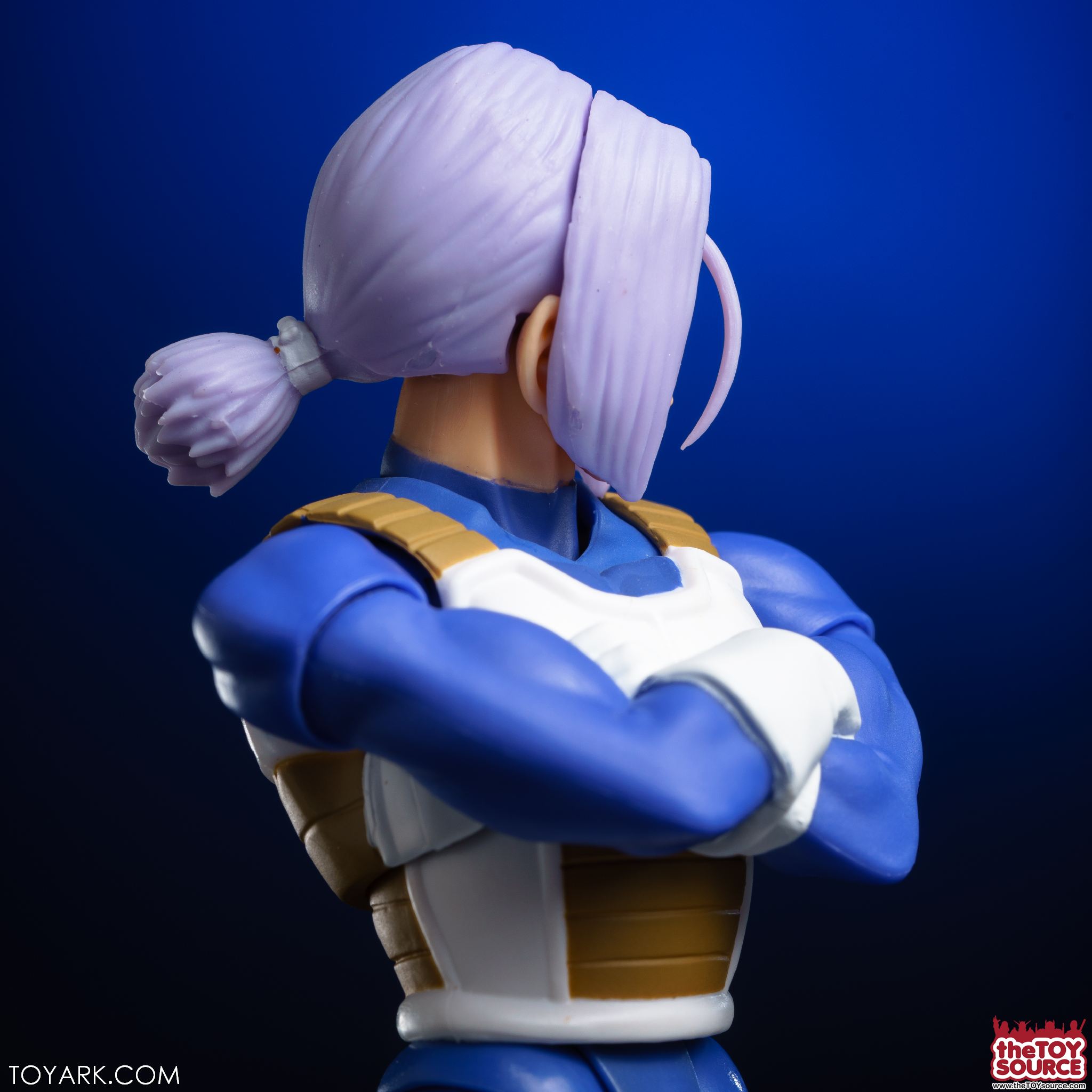 S.H. Figuarts Super Saiyan Armor Trunks In-Hand Gallery - The Toyark - News