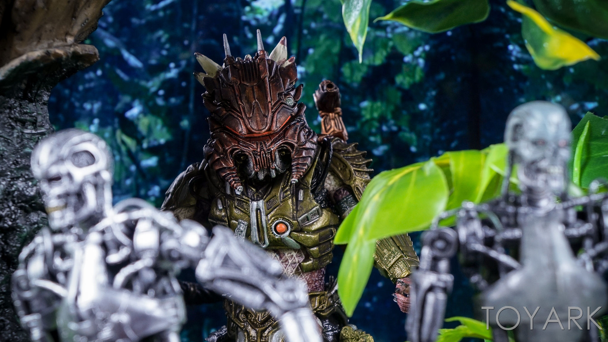 http://www.toyark.com/wp-content/uploads/2016/10/Predator-Series-16-NECA-148.jpg