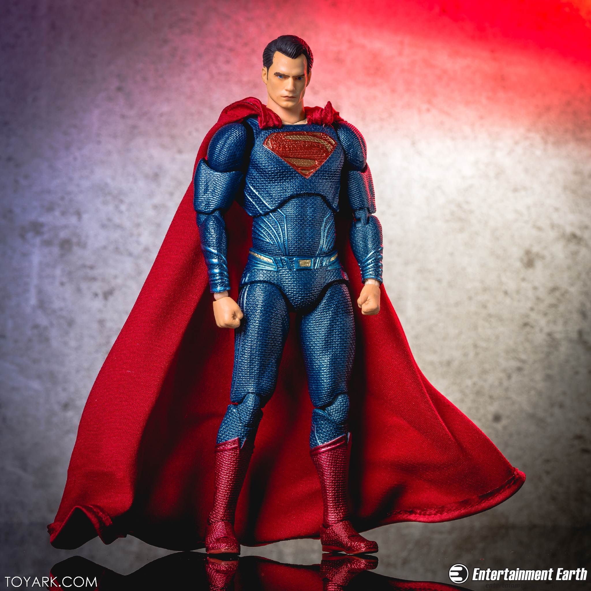 Mafex BVS Superman 18