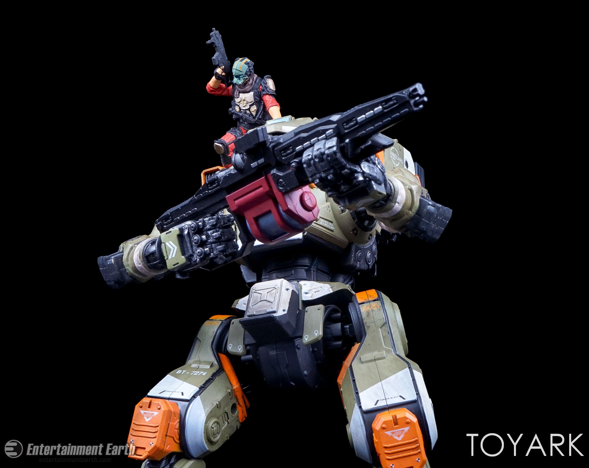 マクファーレントイズ Titanfall 2 BT-7274 フィギュア McFarlane Toys Titanfall 2 BT-7274 10