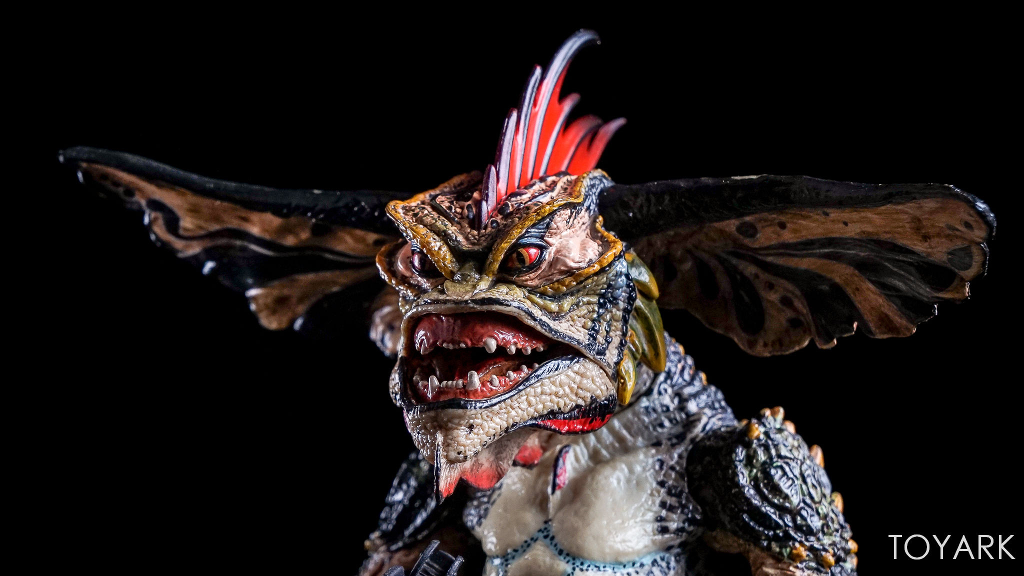 http://www.toyark.com/wp-content/uploads/2017/09/NECA-Gremlins-Mohawk-017.jpg