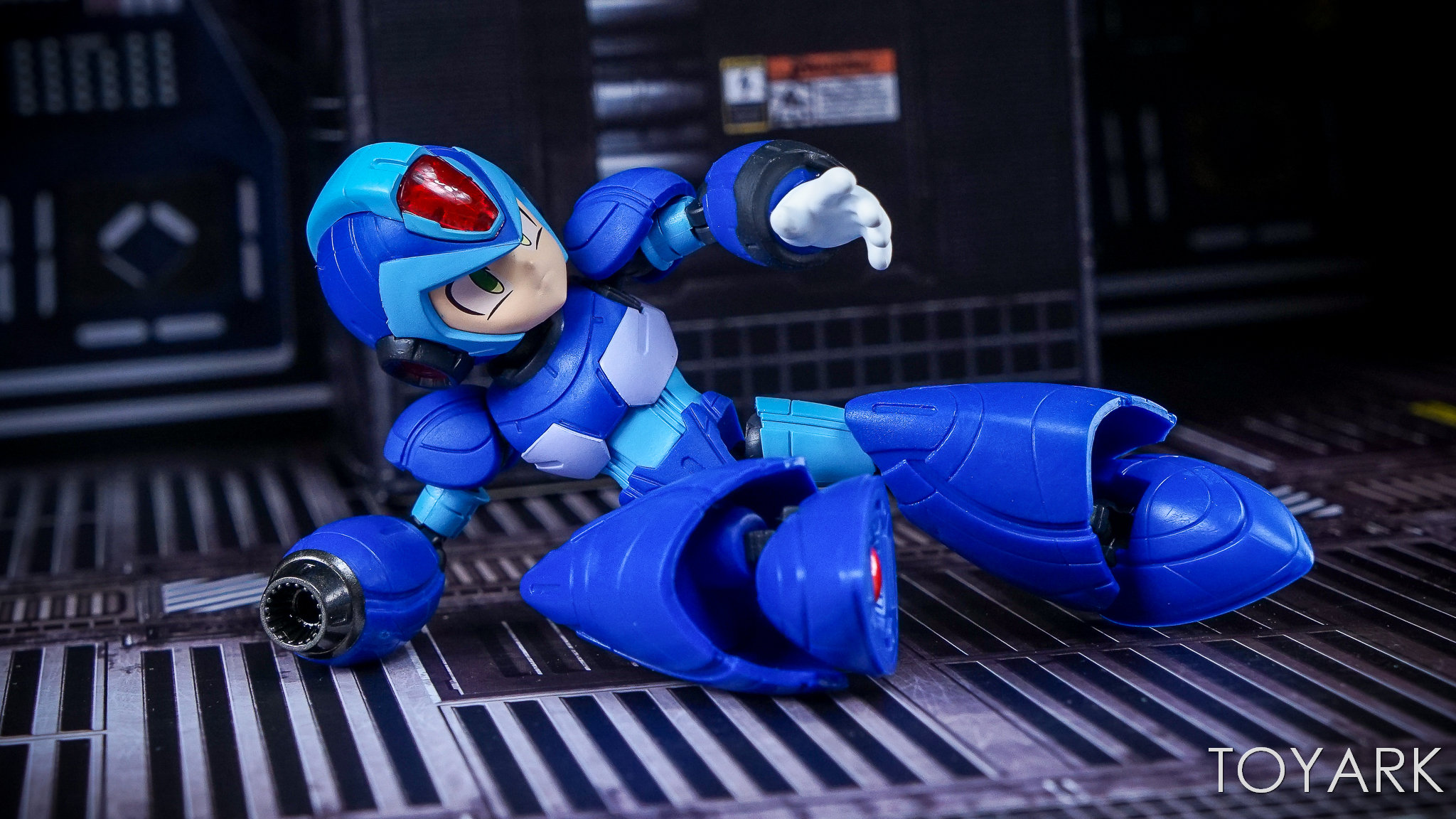 http://www.toyark.com/wp-content/uploads/2017/11/Mega-Man-X-NX-Edge-Style-015.jpg