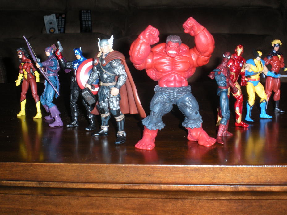 current avengers roster