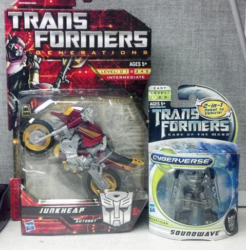 Generations Junkheap and DOTM Cyberverse Soundwave