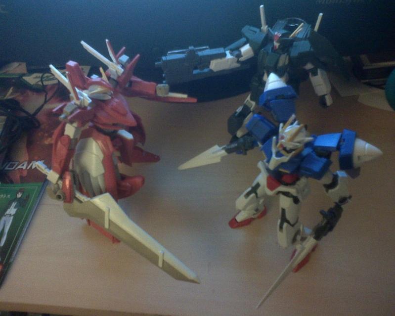 Gundam Throne Eins, 00 Gundam and Cherudim Gundam 1