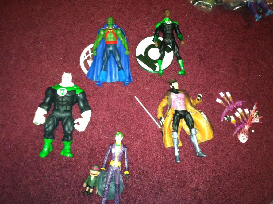 dc direct brighest day martian manhunter, blackest night john stewart, green lantern kilowag, arkham asylum joker, marvel select gambit.