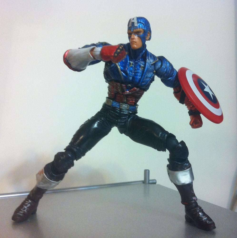 Captain America Revoltech (by Ariel Customs)