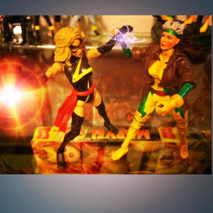 Marvel Legends: Ms. Marvel vs. Rogue