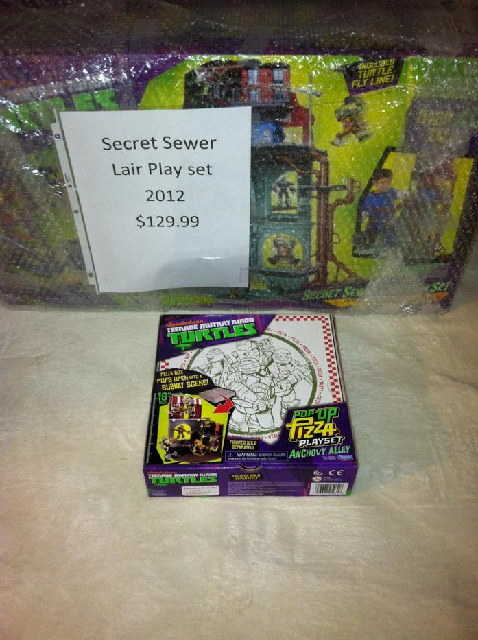 The Lair playset and the Pizza playset