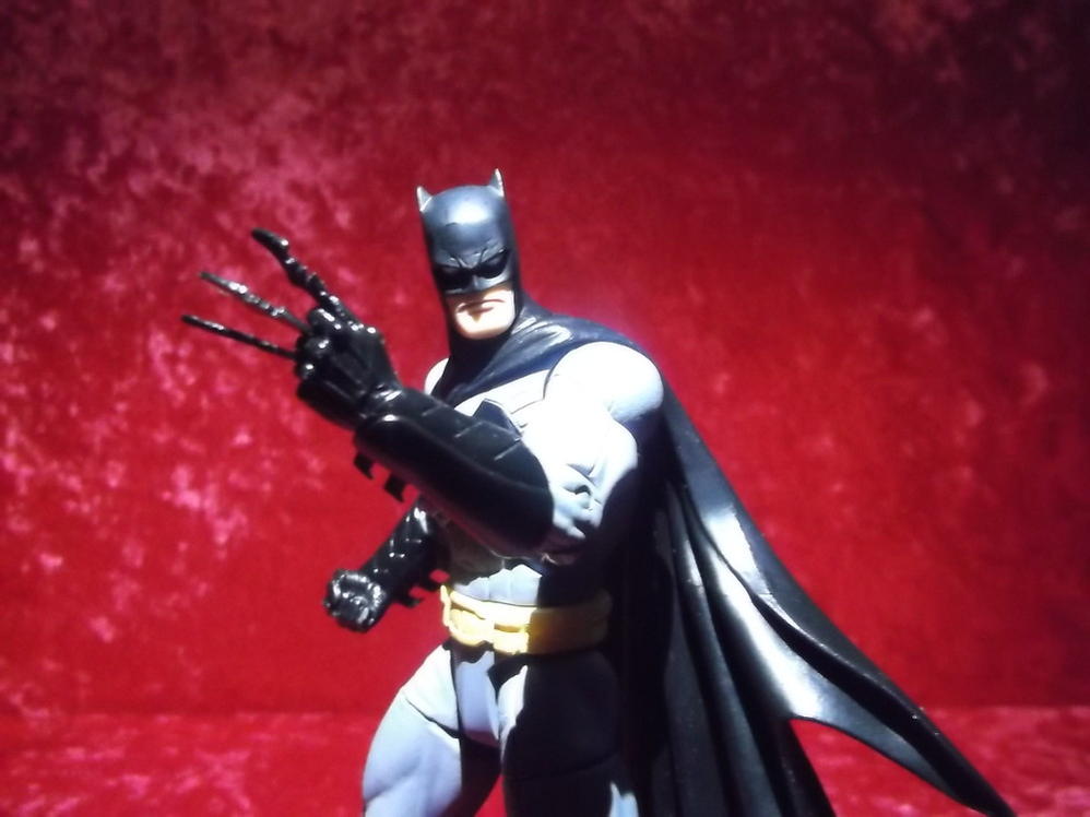 DC COMICS DESIGNER SERIES 1 GREG CAPULLO BATMAN FIGURE