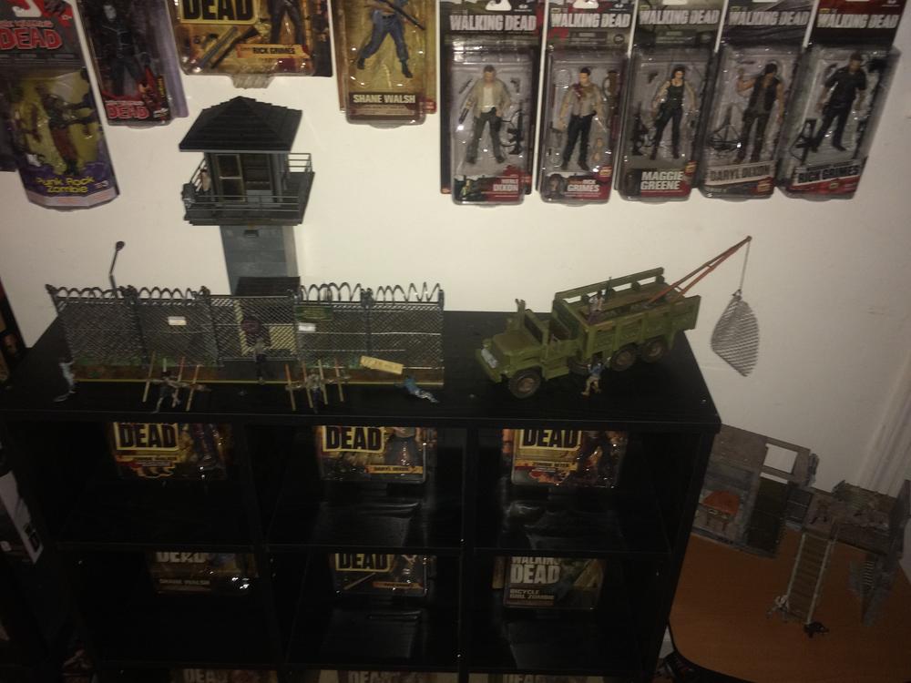 Gotta love the building sets helps the display out a lot and I love building the sets