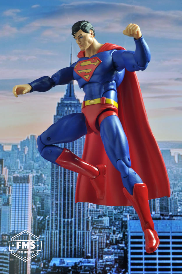 DC Icons Superman over Metropolis