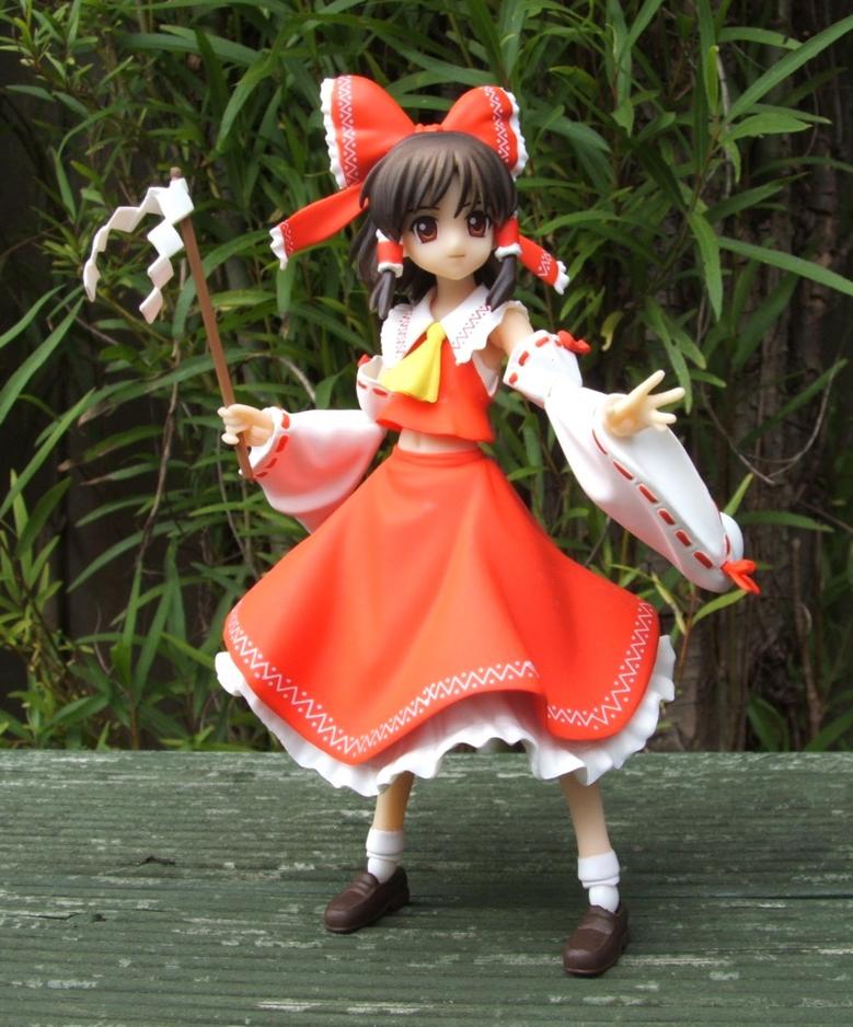 Figma Reimu Hakurei.