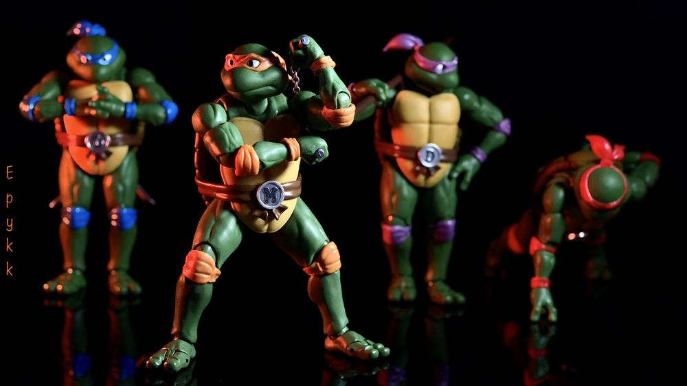 Bandai
S.H. Figuarts
TMNT
Michelangelo