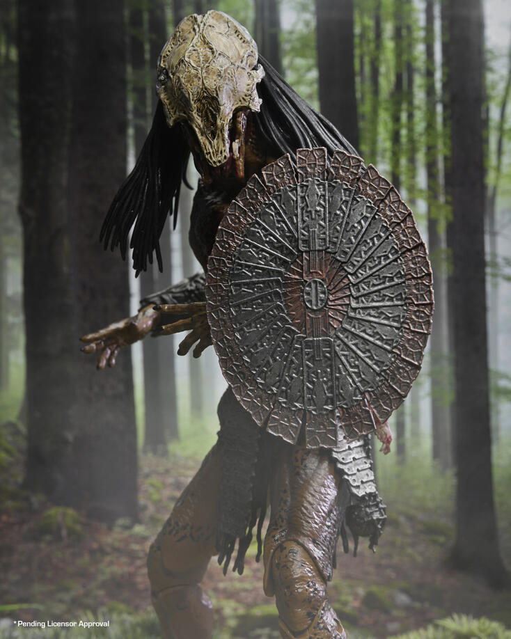 NECA Prey Feral Predator 004