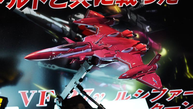 Macross Frontier 1/72 VF-27 Lucifer New Color Images - The