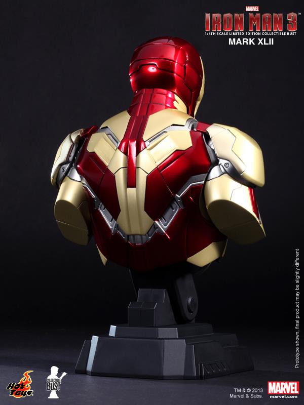 Iron Man 3 War Machine and Iron Man Busts by Hot Toys - The