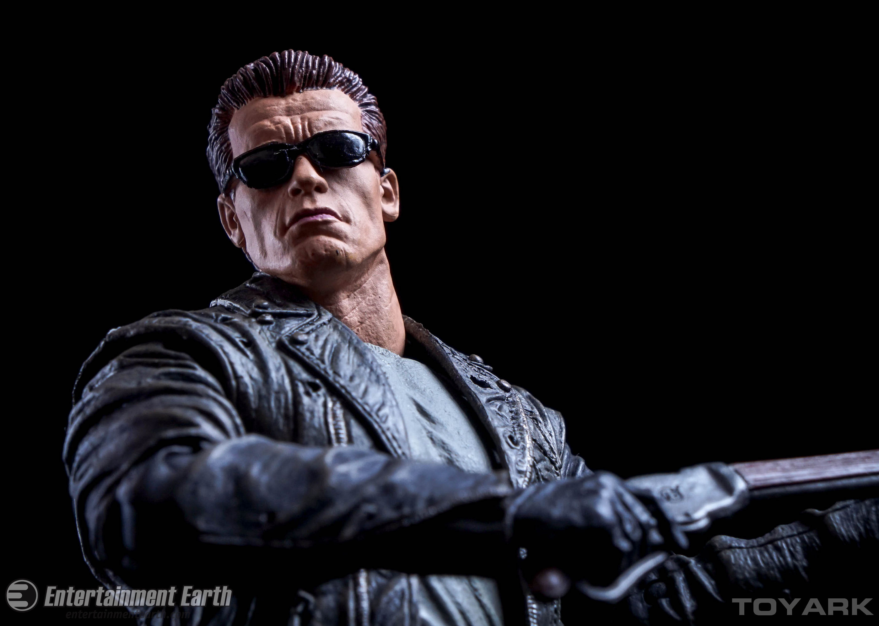 http://www.toyark.com/wp-content/uploads/2015/10/NECA-T2-T800-Ultimate-054.jpg