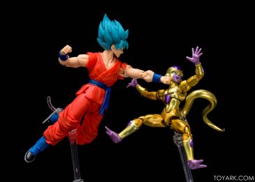 Bandai Tamashii Nations S.H.Figuarts Golden Frieza Dragon Ball Z:  Resurrection F Action Figure 