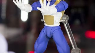 S.H. Figuarts Super Saiyan Armor Trunks In-Hand Gallery - The Toyark - News