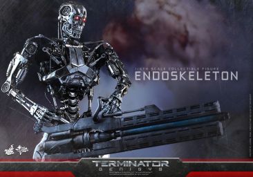 Terminator: Genisys T-800 Endoskeleton by Hot Toys - The