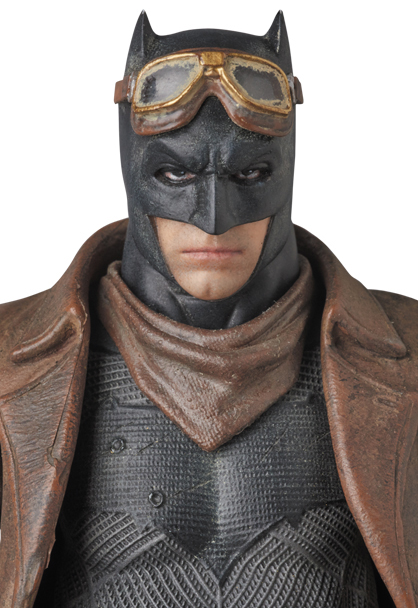 MAFEX Batman v Superman - Knightmare Batman Pics and Info - The Toyark -  News