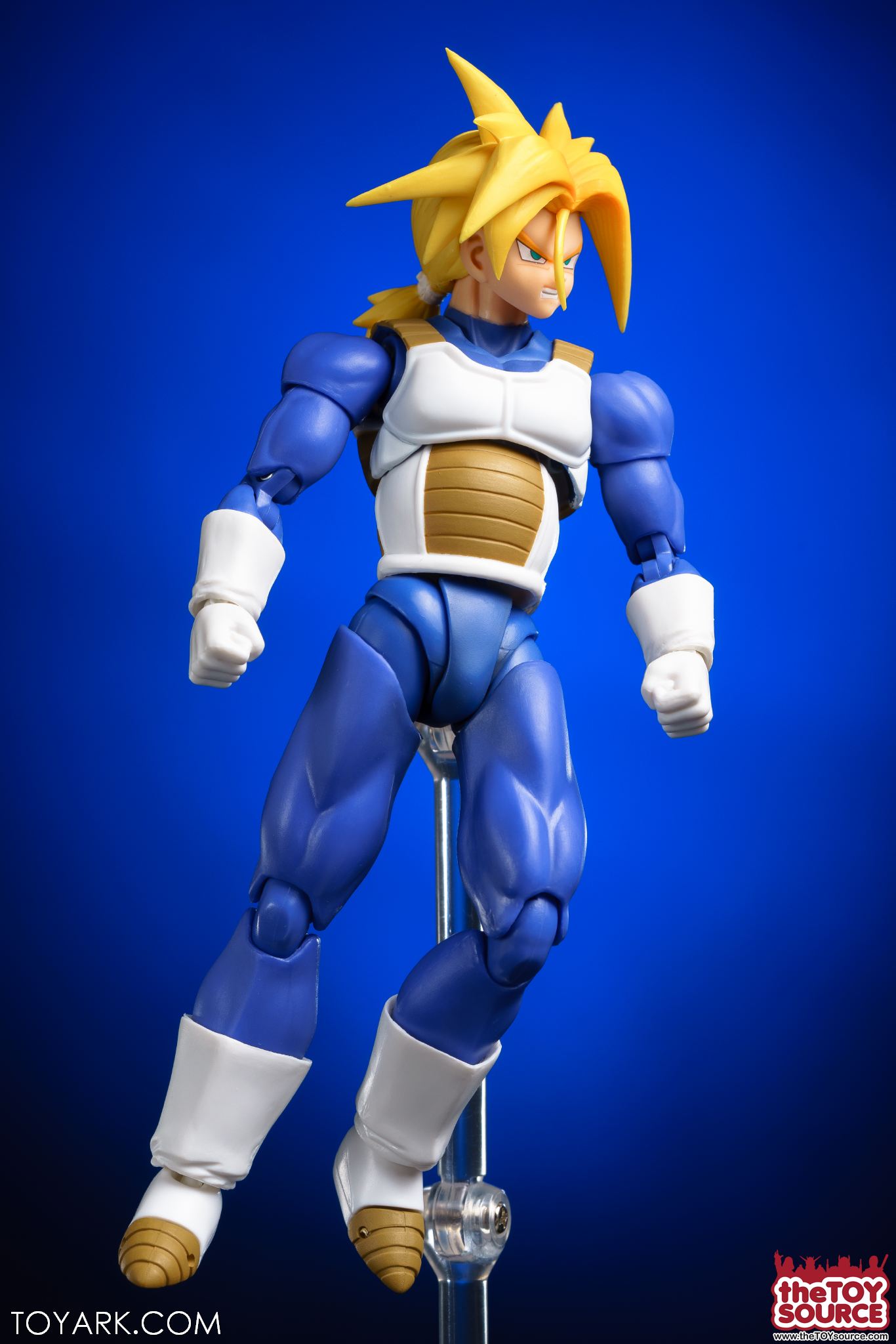 S.H. Figuarts Super Saiyan Armor Trunks In-Hand Gallery - The Toyark - News