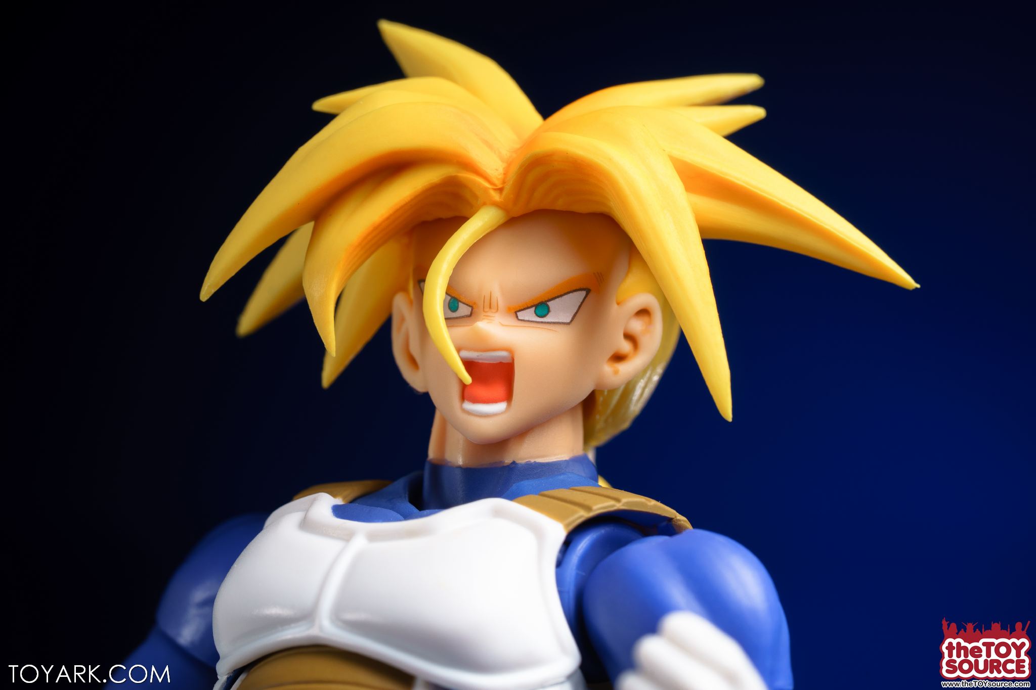 S.H. Figuarts Super Saiyan Armor Trunks In-Hand Gallery - The Toyark - News