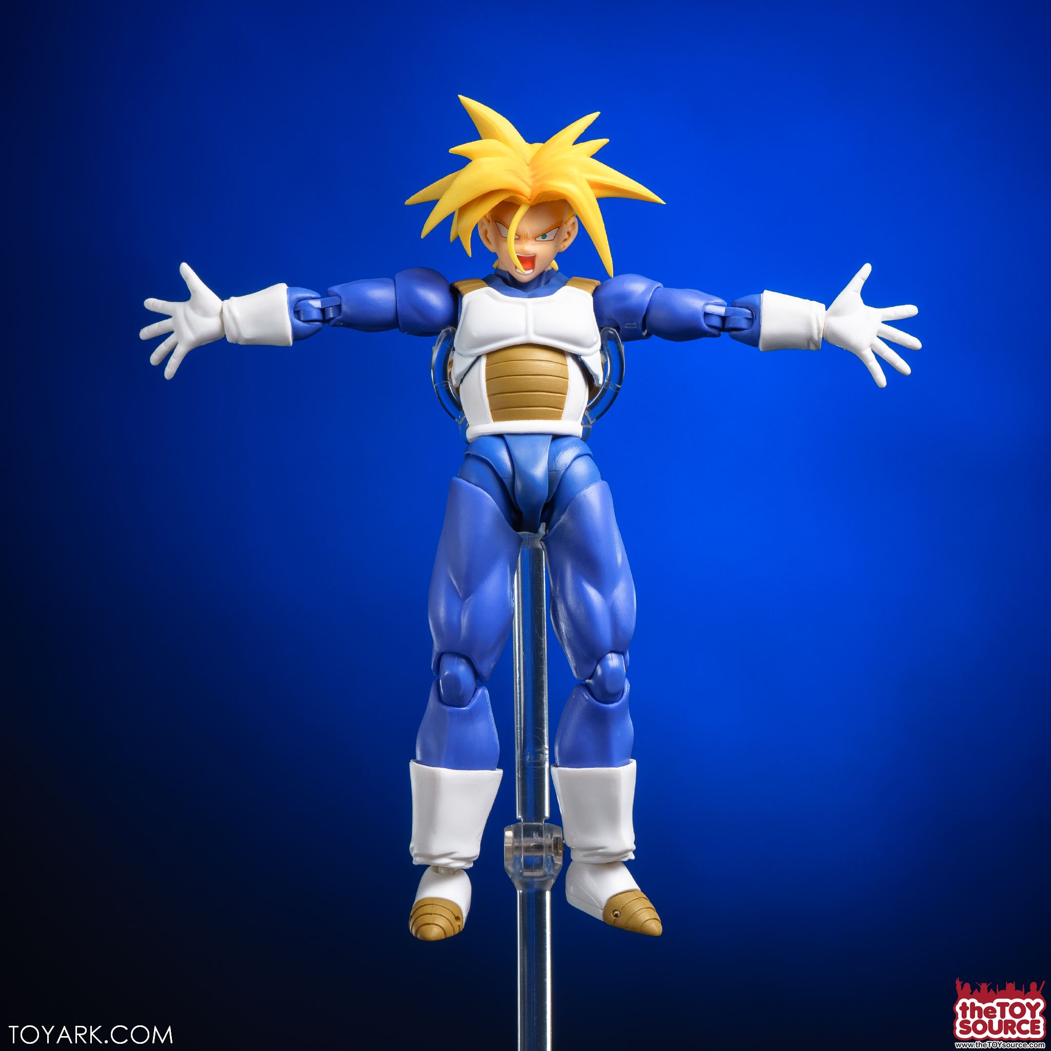 S.H. Figuarts Super Saiyan Armor Trunks In-Hand Gallery - The Toyark - News